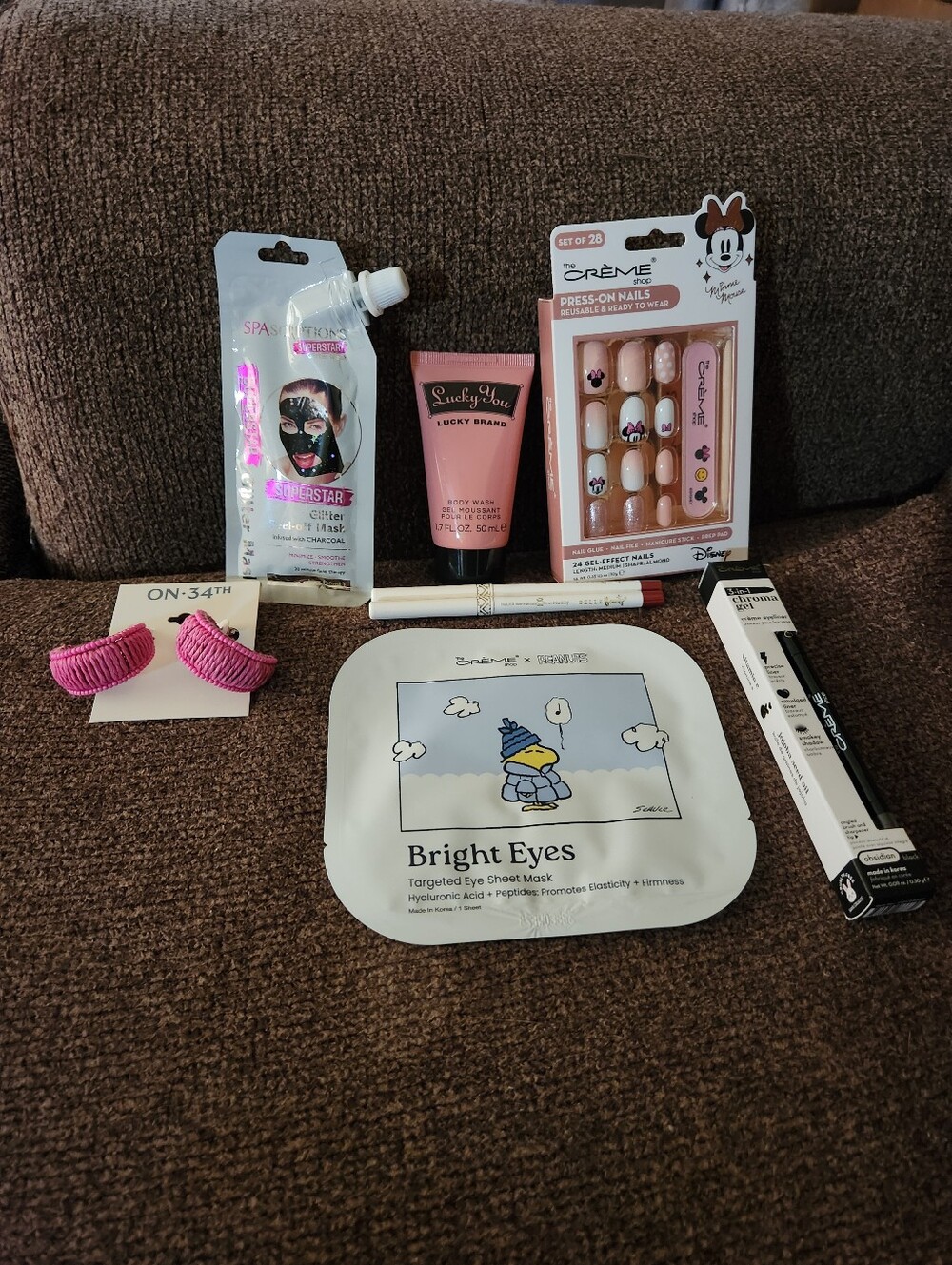 Beauty Items Bundle Of 8 Pieces